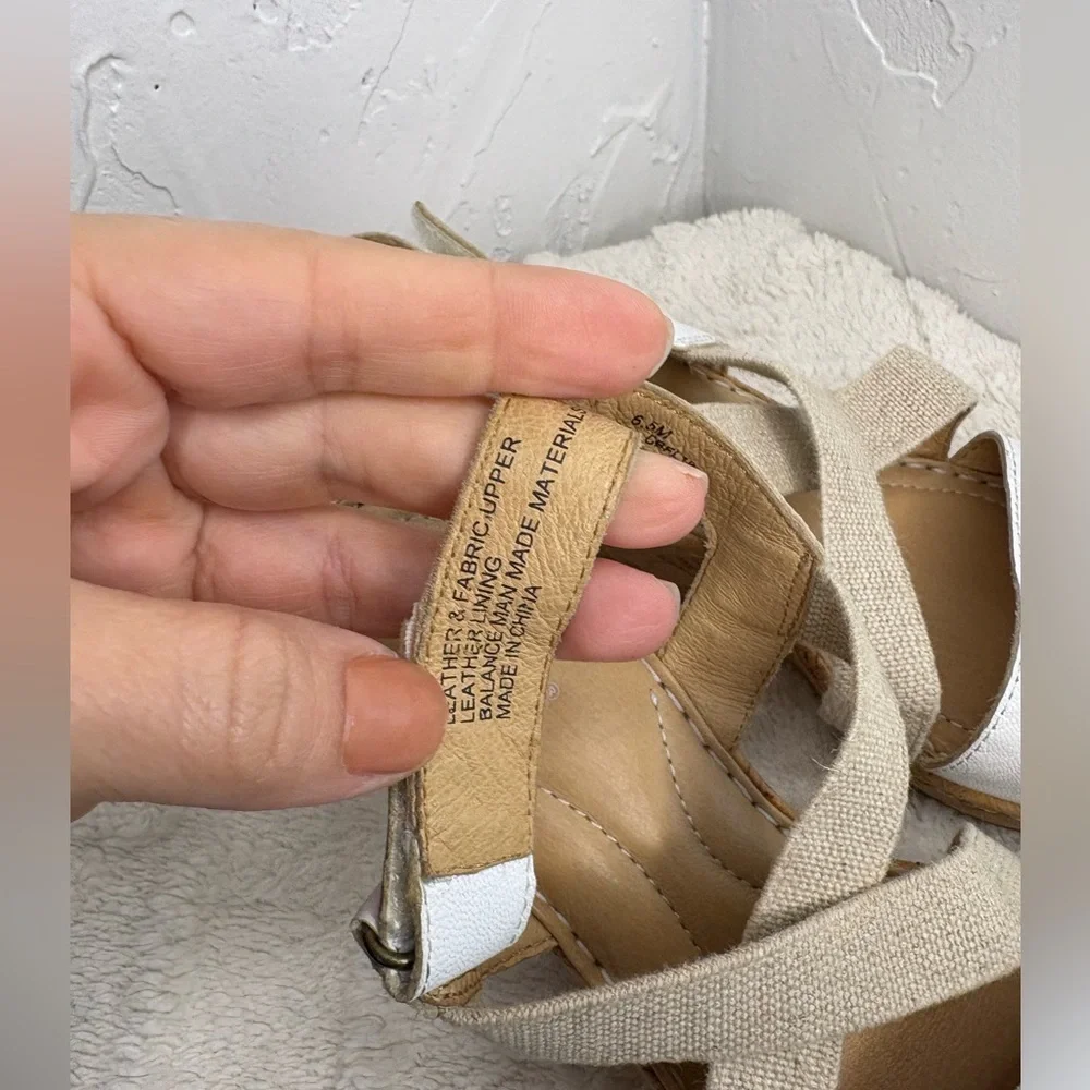 Born Hyuro White and Beige Cork Wedge Sandal size 6.5 like new condition.